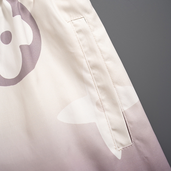 ブランドハーフパンツ側面デザイン